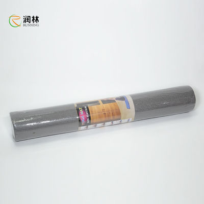 練習の適性4-10mmの厚さのヨガ ポリ塩化ビニールのマット ロール スリップ防止さまざまな色
